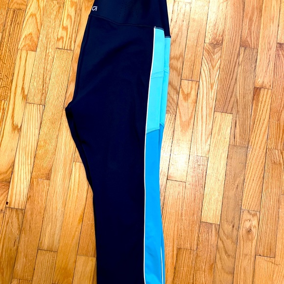 Gap Fit Leggings - Picture 1 of 8